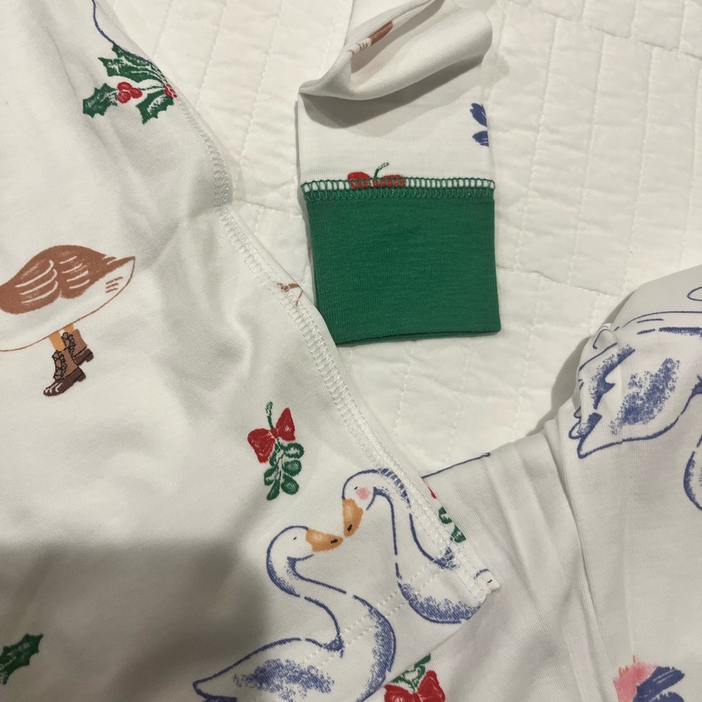 TBBC White Pajama Set with Goose Holiday Print - Picture 4 of 6